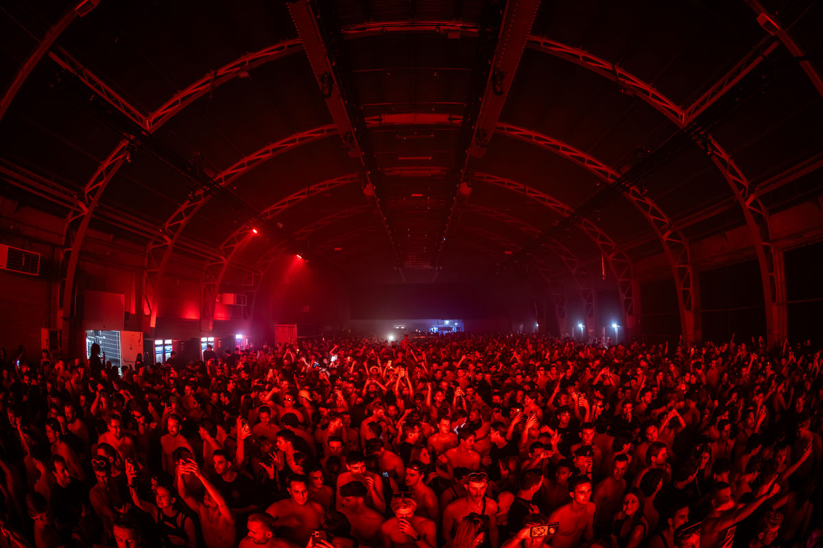 Loading... just a sec